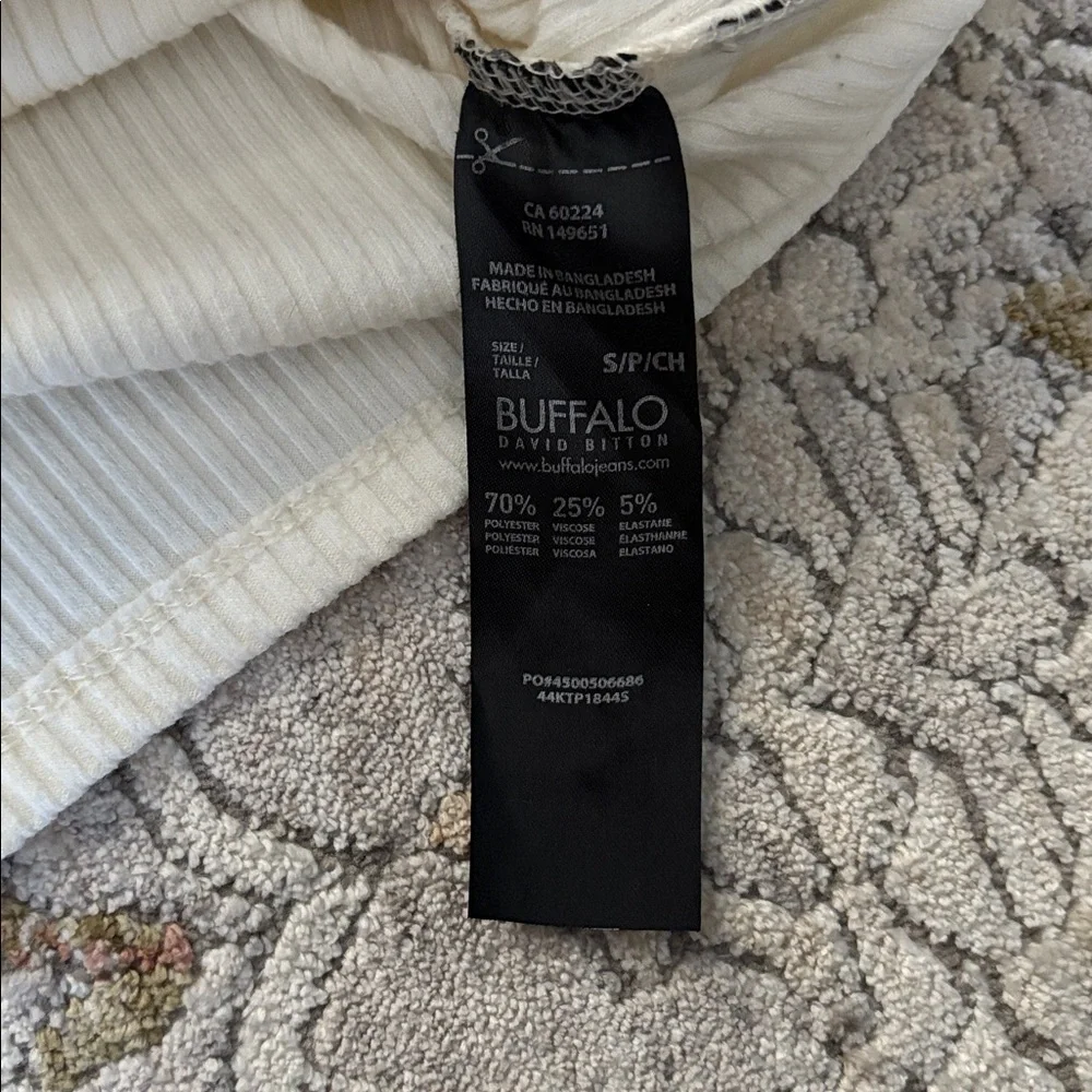 Buffalo Ribbed Square-Neck Top 🦬 - Picture 3 of 7